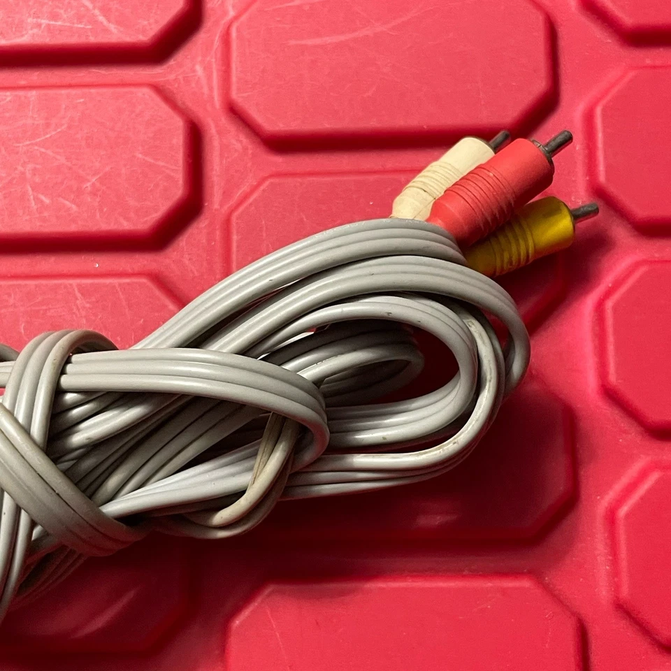 Nintendo Wii Replacement AV Video Composite Cable Model Number RVL-009 Pre Owned - Image 3 of 4