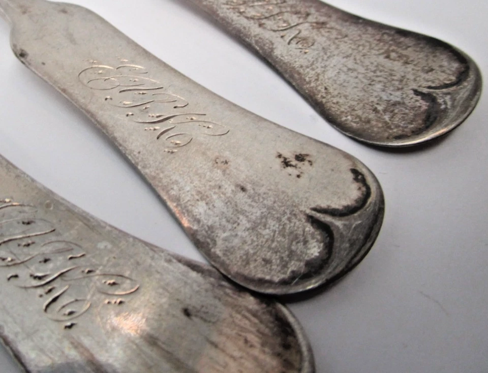 Moneda americana temprana plata H.P. Juego de cucharas de plata de ley Elias 1857 bonito mono Foto 3 de 4