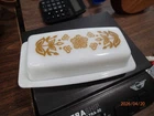 Vintage Pyrex Butterfly Gold Butter Dish Great Condition no chips cracks ect