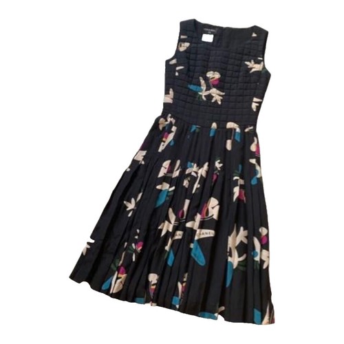 Women Skater Red Floral Print Knee Length Black Dress | eBay Women Skater Red Floral Print Knee Length Black Dress | eBay