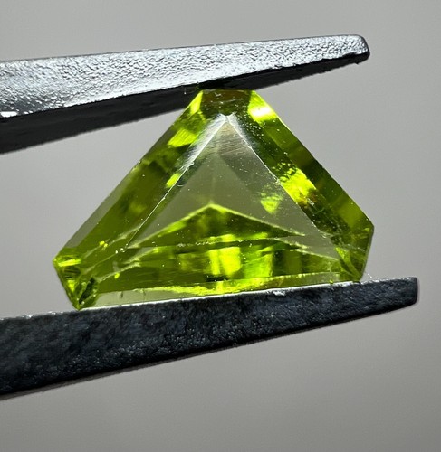 1.45 CT Peridot Cut Gemstone From Pakistan