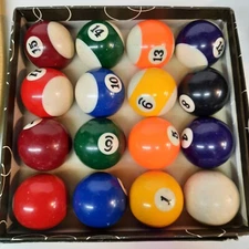 Aska Classic Professional Pool Ball Set Pool Billiards 2-1/4" 6oz + Chalk Set