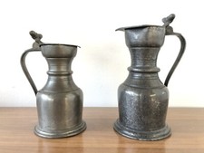 Coppia Di Brocche Antiche In Peltro Con Coperchio In Ghianda
