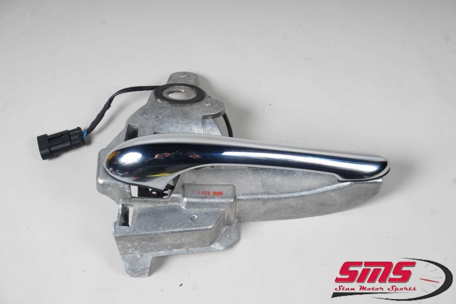 08-19 Maserati GranTurismo M145 Left Exterior Door Handle Chrome Driver Side OEM