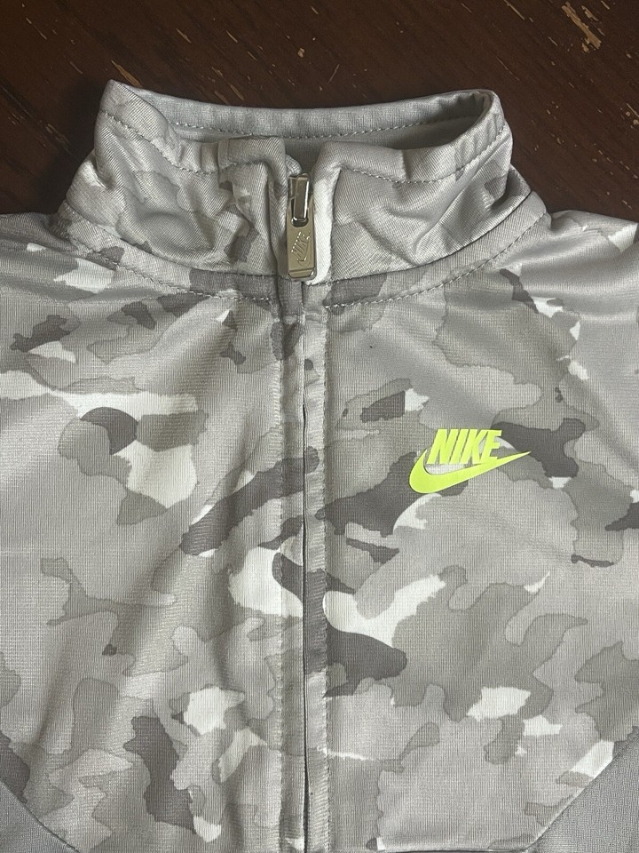 Nike Toddler Baby Camo Track Jacket size 24M 24 months White Gray Boy