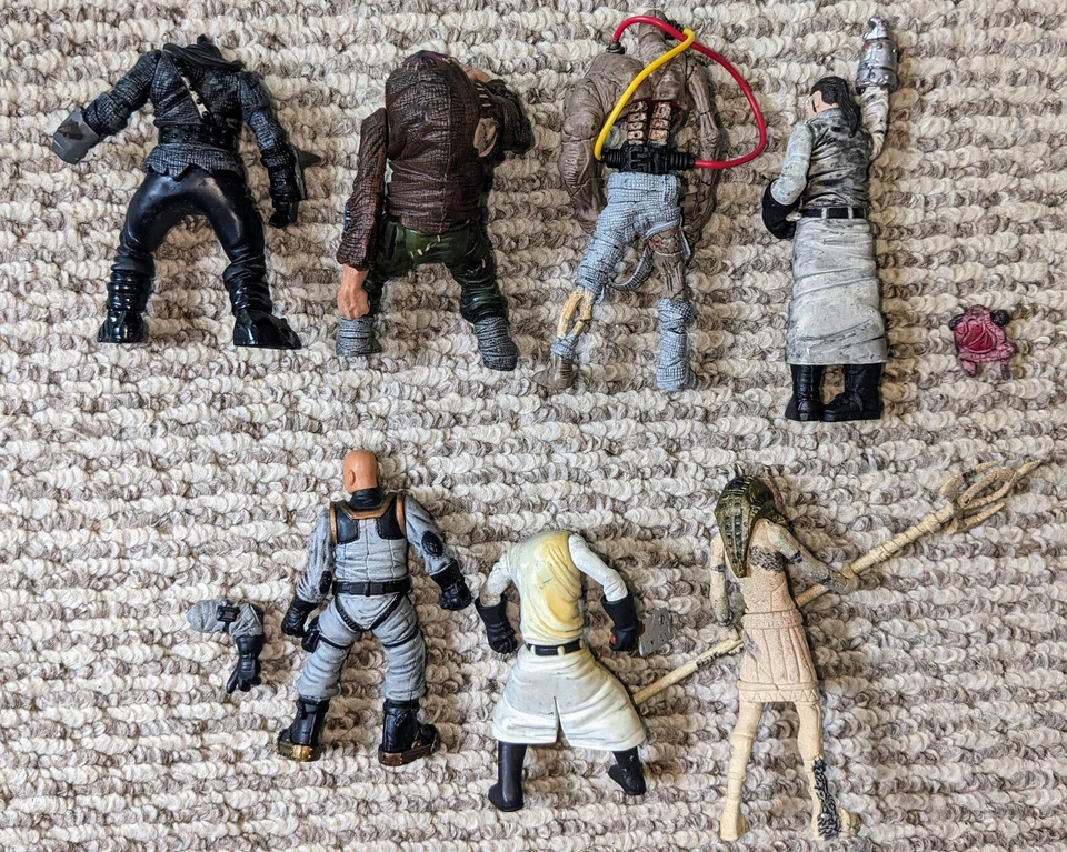 Lote de 2 figuras Mcfarlane Monsters Serie 1 Serie 1998 Frankenstein Jorobado Foto 2 de 2