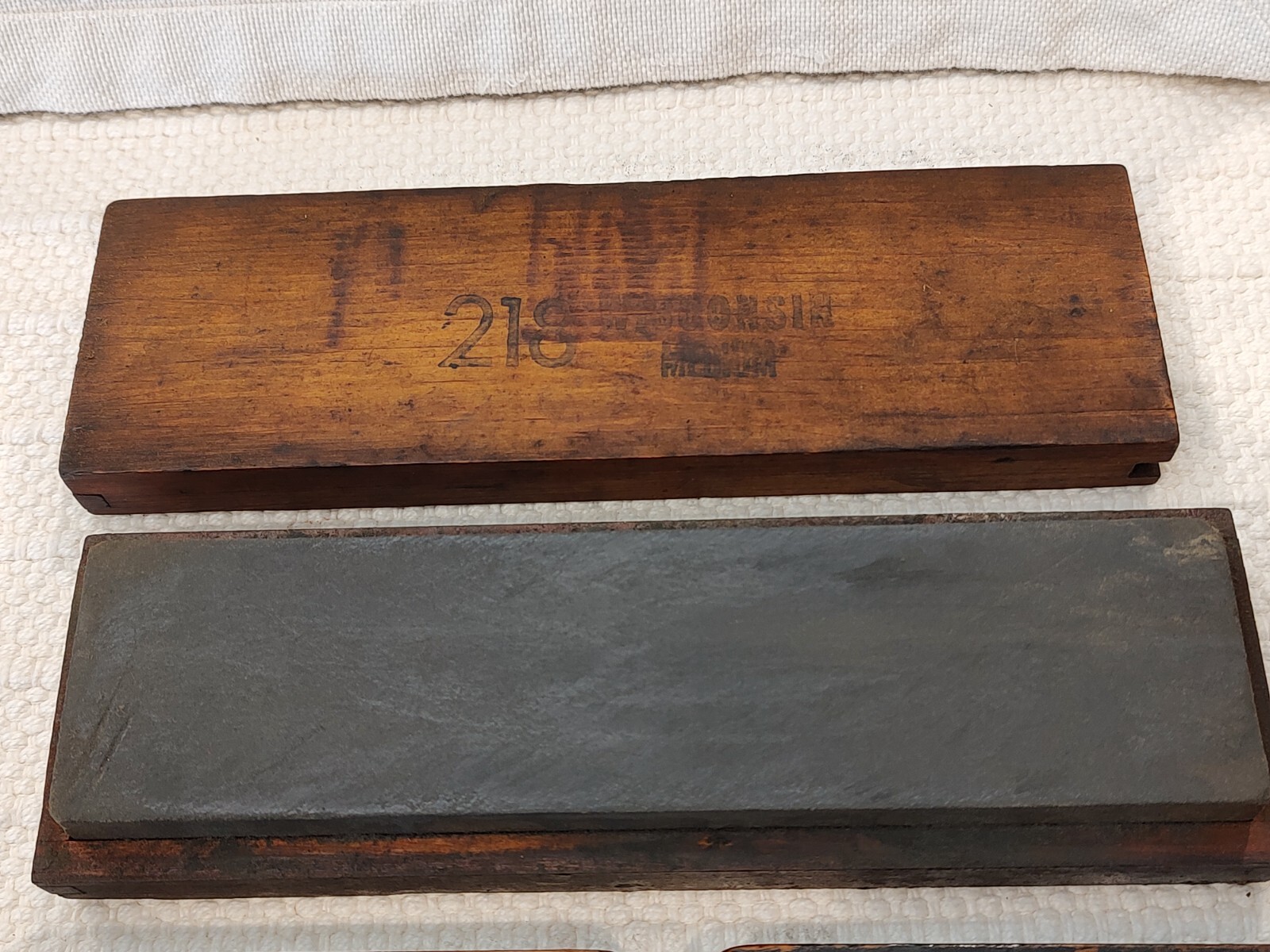 Two Vintage Sharpening stones Wisconsin Minalox 218 Medium and Smaller Fine eBay