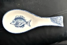 Maxcera SPOON REST Blue White FISH LOOPS  handle Fish Shells 10.25"