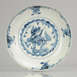 Antique Chinese Porcelain 16/17th c Ming Swatow Dish Phoenix Qilin China...