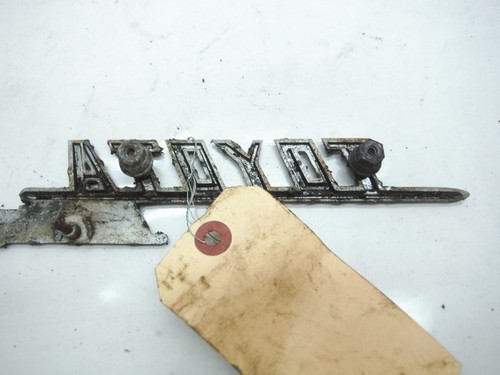 1972 TOYOTA FJ 4WD M/T PASSENGER RIGHT EMBLEM OEM - Picture 10 of 11