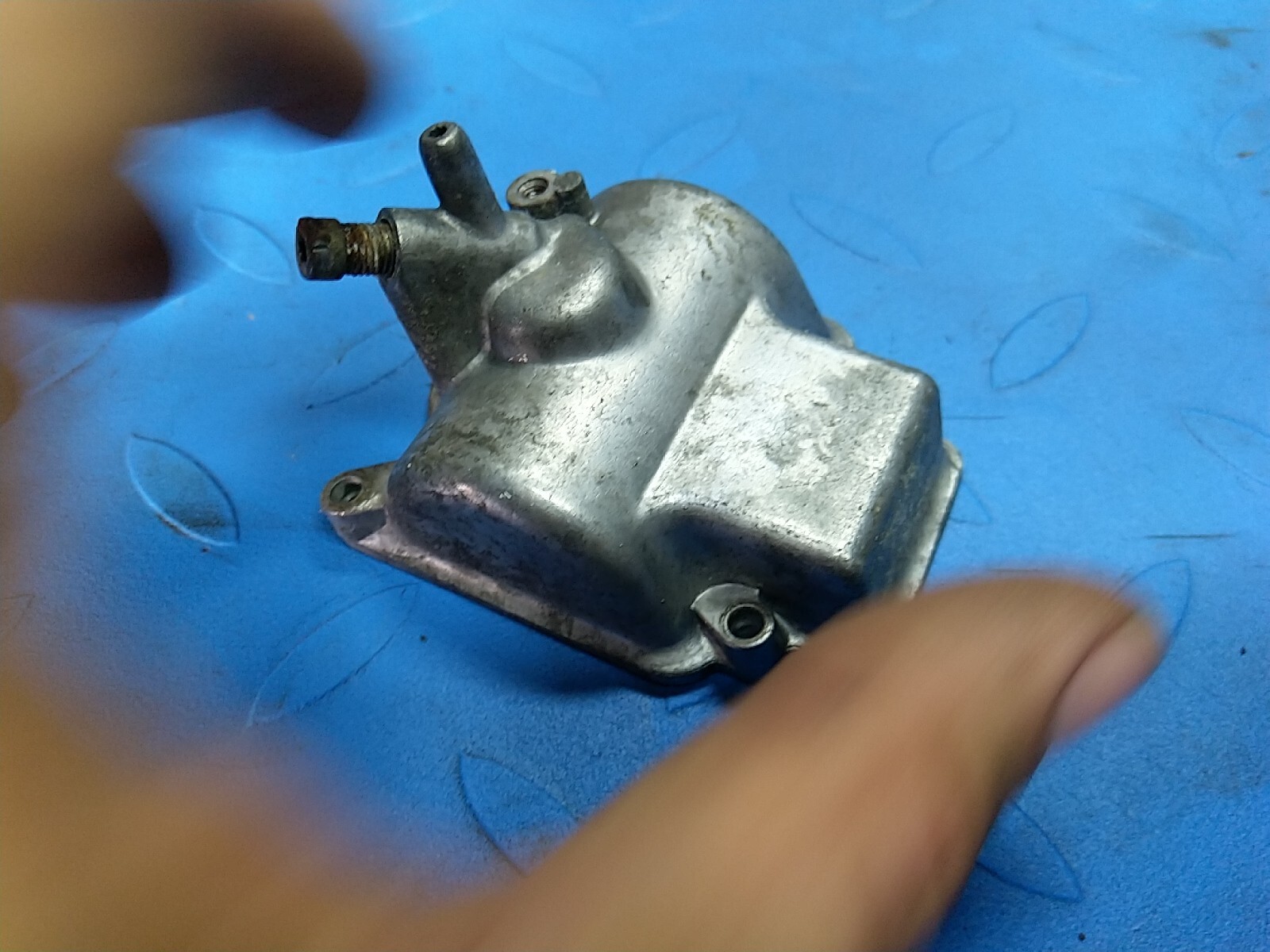 Cuve de carburateur pour Kawasaki 125 KE - K1 - KS