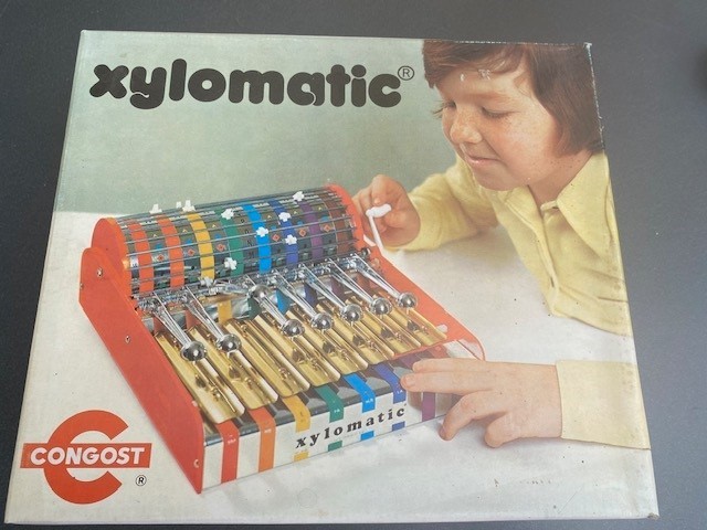 Xylophone mécanique des années 1970 grand coffret métal et bois vintage