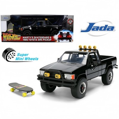Jada 1:24 1985 Toyota SR5 Pickup and Marty s Skateboard   Back To The Future