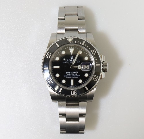 Rolex Submariner with Date 40mm 116610LN with Black Dial and C...