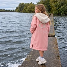 Youth dry robe changing robe cold fish age 11 12 13 14 new Baby Pink Cream