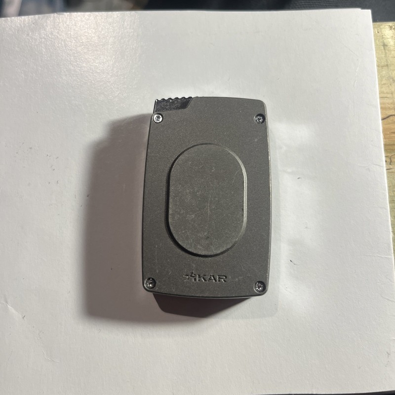 Xikar Ultra Mag Single Jet Cigar Lighter, Magnetic Metal Body, Gunmetal