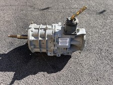 5 Speed Manual Transmission 4wd For 2002-2004 02-04 Jeep Liberty 2.4l Nos Mopar 5 Speed Manual Transmission 4wd For 2002-2004 02-04 Jeep Liberty 2.4l Nos Mopar