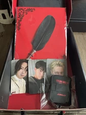ATEEZ In your fantasy Tour Ultimate VIP Gift Set + Cards