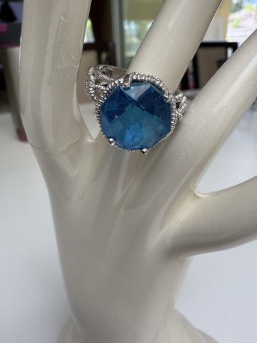 Großer runder Blautopas Set in Sterlingsilber einzigartiges geflochtenes Kabeldesign Größe 8