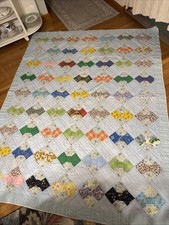 BEAUTIFUL HANDMADE QUILT MULTI COLOR BOW TIES IN TRIANGLES BLUE 69 X 85  EUC