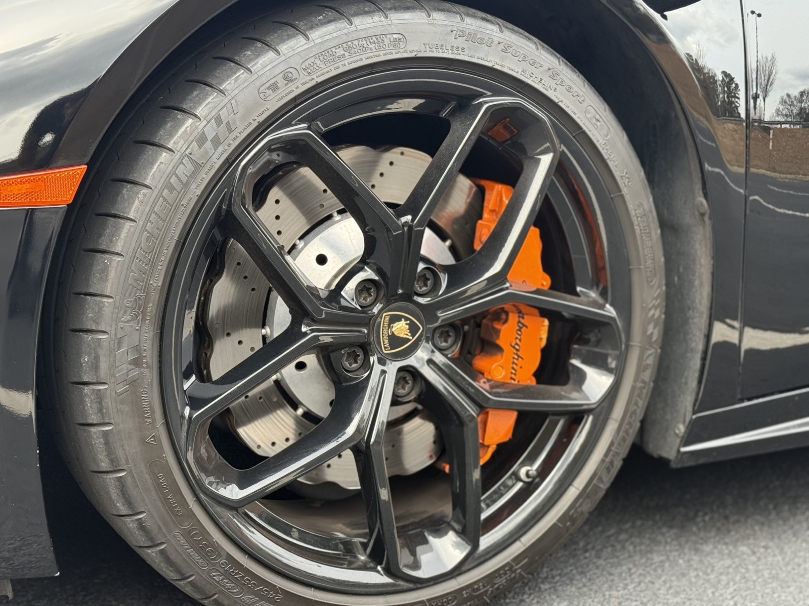 Lamborghini Wheels OEM Huracan OEM 19 Kari Michelin Tires Gloss Black