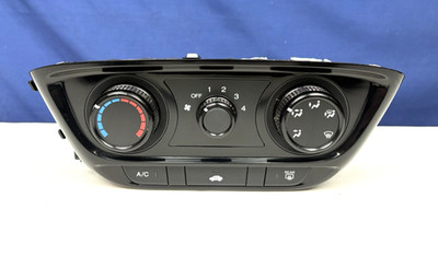 2016 - 2022 Honda HRV  Manuel climate control A/C panel  79503T7JH01ZB