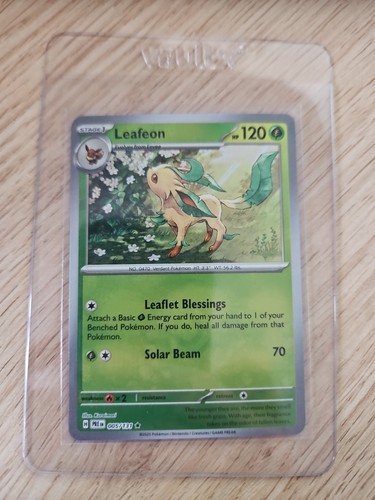 Leafeon (Poke Ball Pattern) 005/131 Sv: Prismatic Evolutions Holo - Picture 1 of 2