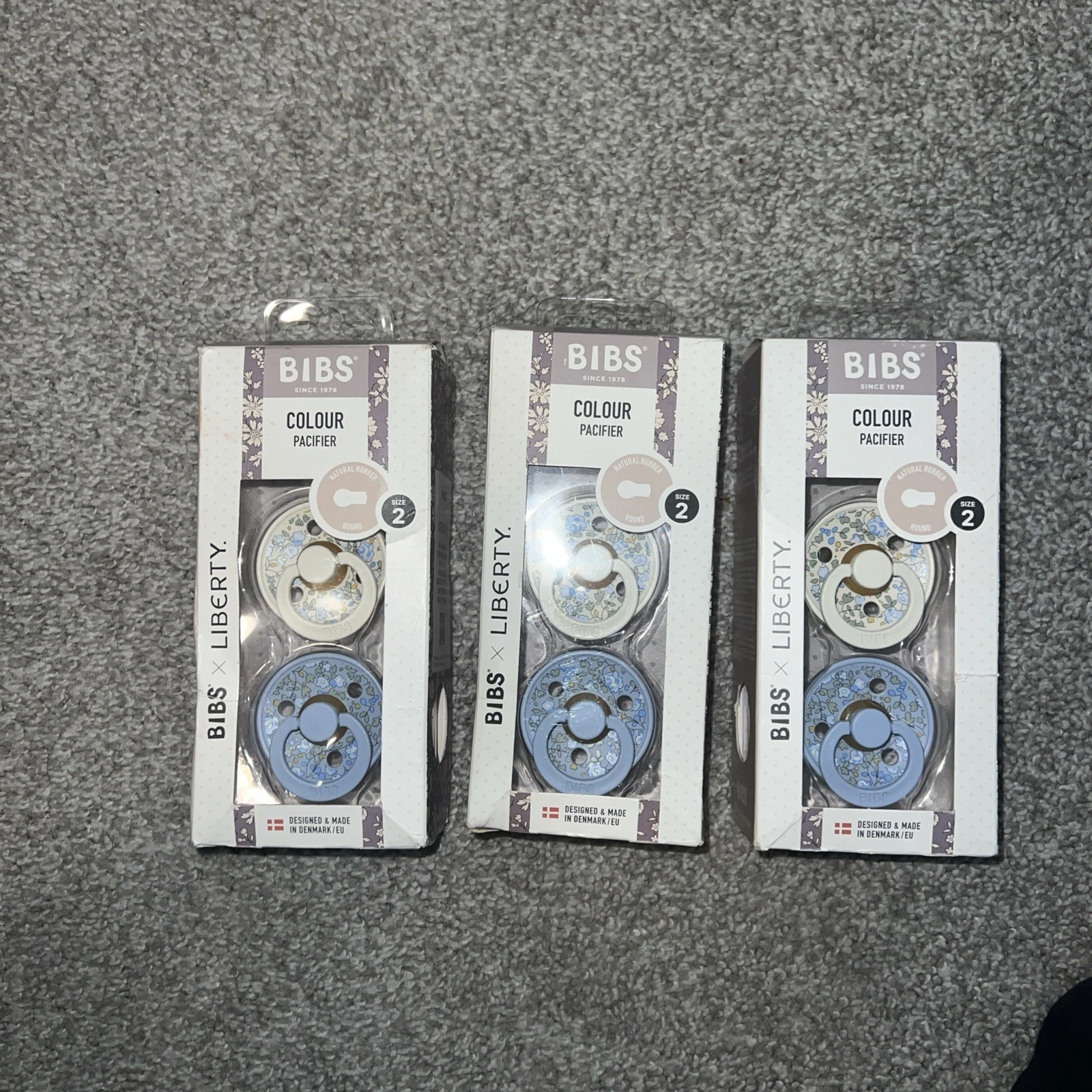 Bibs Colour Pacifier 3-Pack Round Nipple Natural Rubber 6ct
Opens in a new window or tab