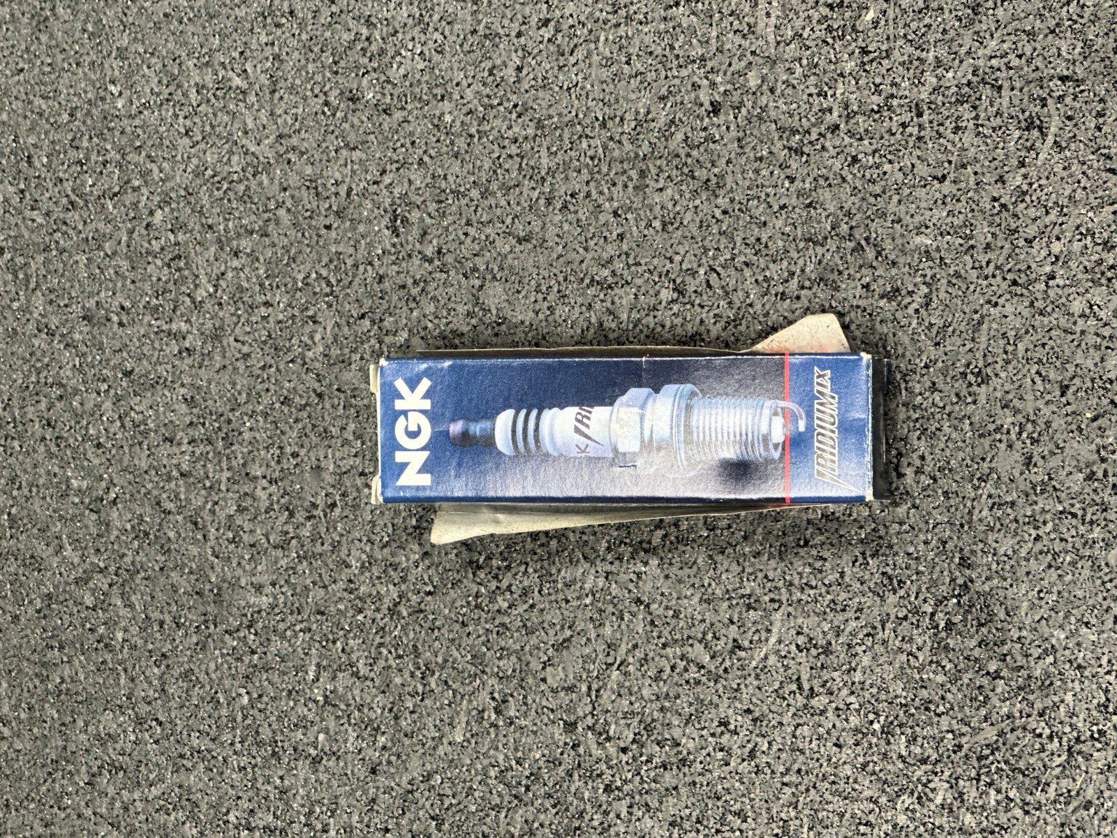 CR9EIX NGK IRIDIUM SPARK PLUG