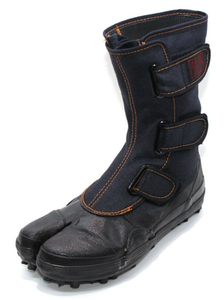 waterproof tabi boots