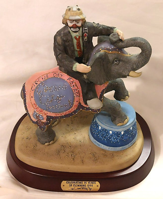 Emmett Kelly Jr. CELEBRATING 35 YEARS OF CLOWNING Figurine /5000 Flambro w/Base