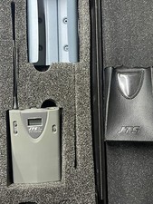 Jts Pt-950b - Body Pack Transmitter Includes Hard And Soft Belt Holder & Storage