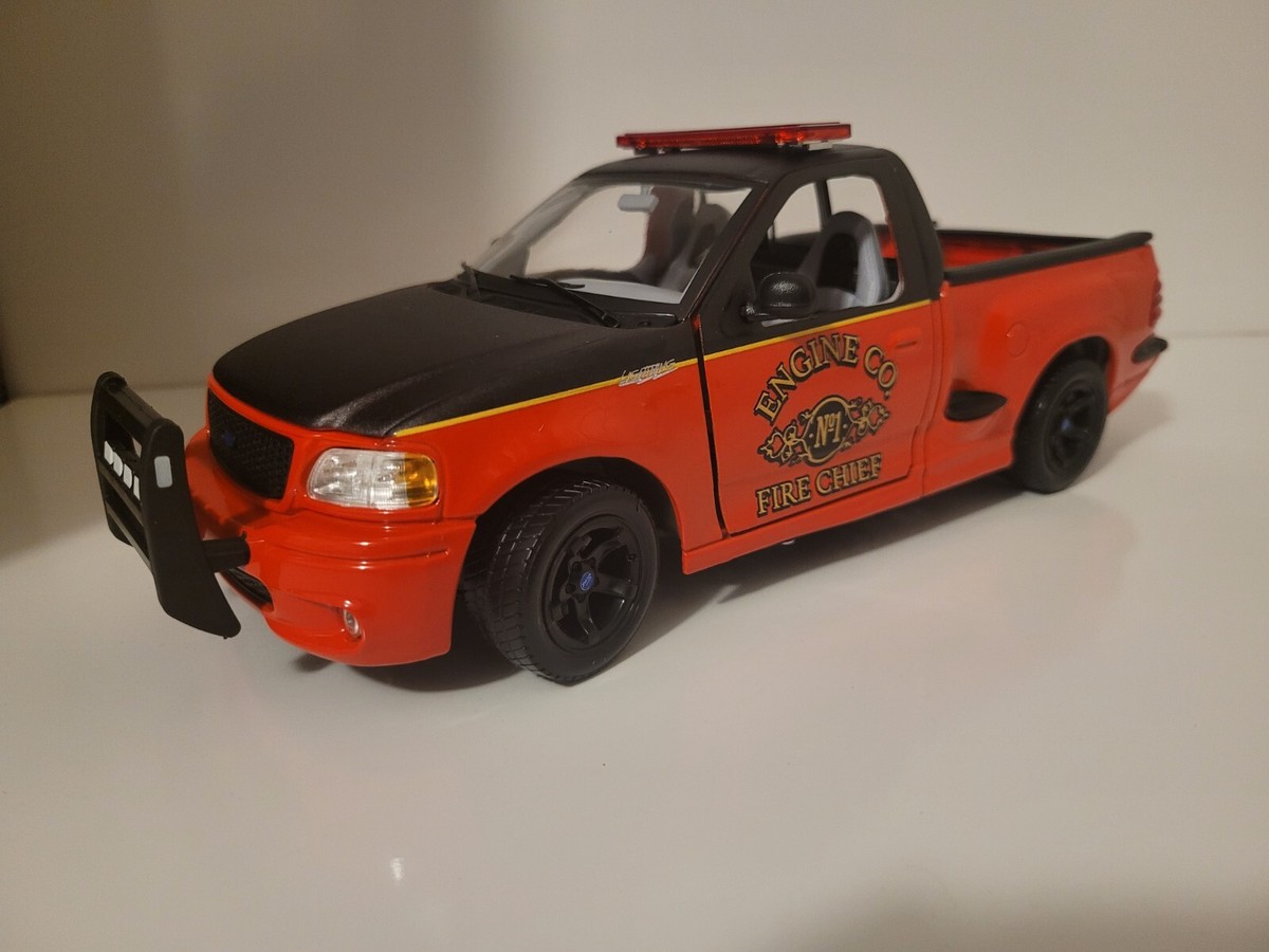 1/21 Scale Diecast Replica By Maisto Ford SVT F-150 LIGHTNING | eBay