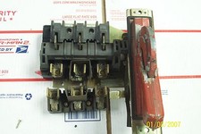 ALLEN BRADLEY 1494F-NF30 30 AMP DISCONNECT SWITCH w FUSE BLOCK  HANDLE