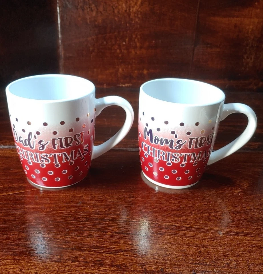 Taza de café de Navidad de papá primera y mamá American Atelier gres Foto 3 de 4