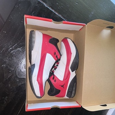 Jordan Max Aura 3 Mid Top Kids Sneaker 7Y Red/White/Black Leather DA8021-106
