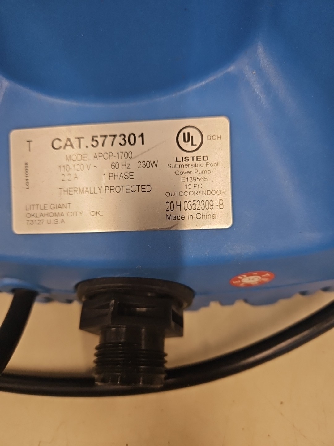 Little Giant Pool Cover Pump Automatic APCP-1700. Untested. 