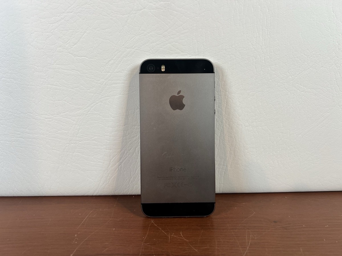Apple iPhone 5s - 16GB Gray Model A1533 - AS IS - For Parts or