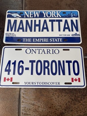 2x Souvenir Nummernschilder USA & Kanada   New York Manhattan & Toronto   Deko