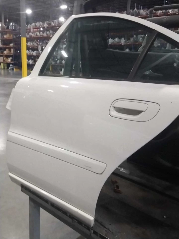 Driver Left Rear Side Door Sedan Fits 01-09 VOLVO 60 SERIES 520063 - Image 2 of 4