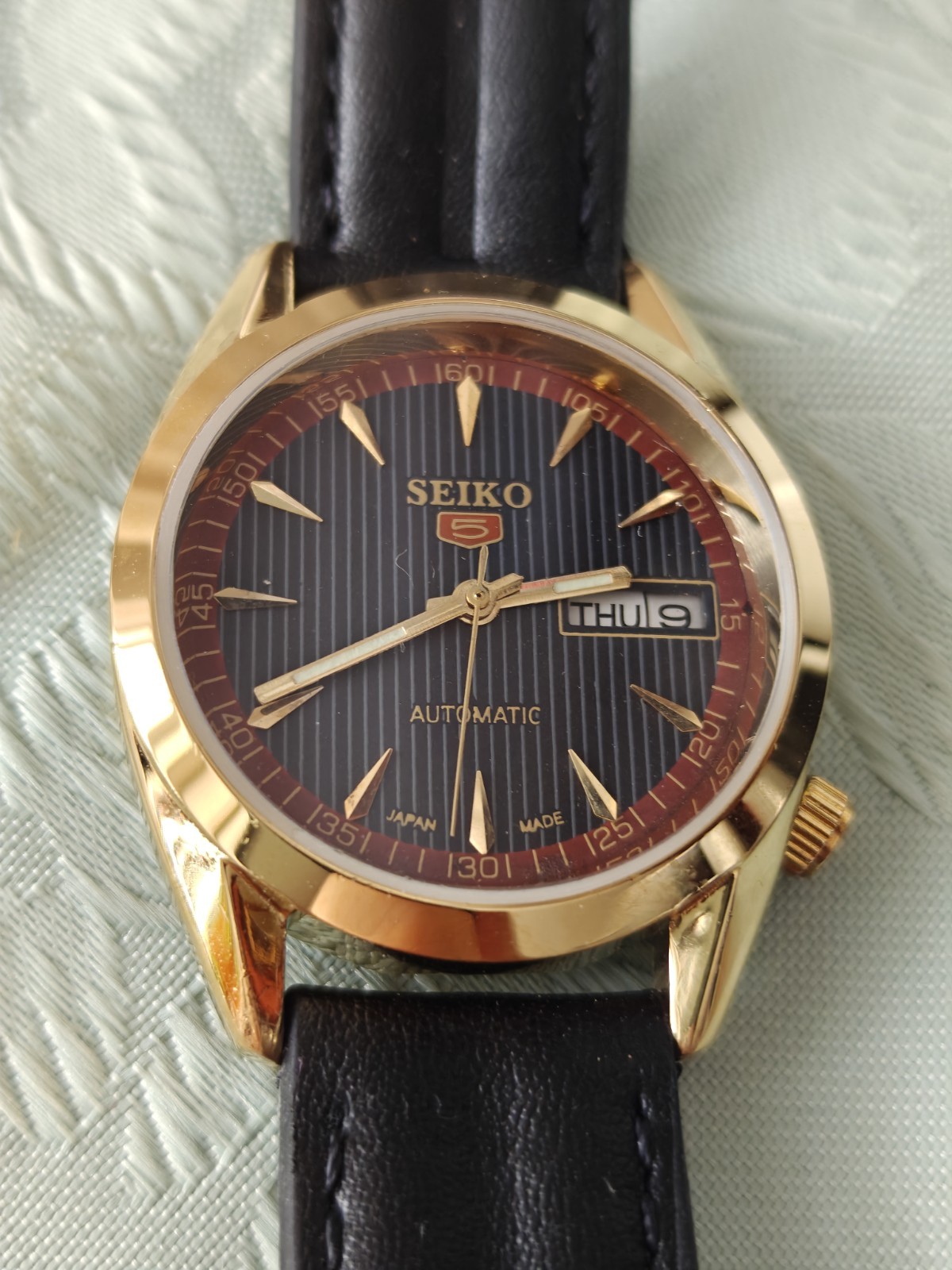 TOP! Vintage Seiko 5 Automatik, Seiko 7S26 Werk, läuft& stoppt, REVISIONSBEDARF
