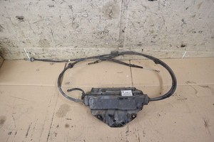 BMW X5 E70 Parkbremse 6796072 Stelleinheit mit Steuergerät =1