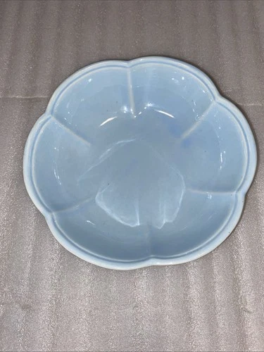 Vintage McCoy USA Art Pottery Light Blue Lotus Flower Bowl/Planter #7528