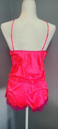 Victoria Secret Bidisuit Mameluco Rosa Neón Satén y Encaje Talla S/P. - Imagen 4 de 6