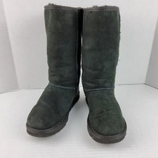 UGG Australia Women's 5815 Classic Black Suede Sheepskin Winter Boots Size 5