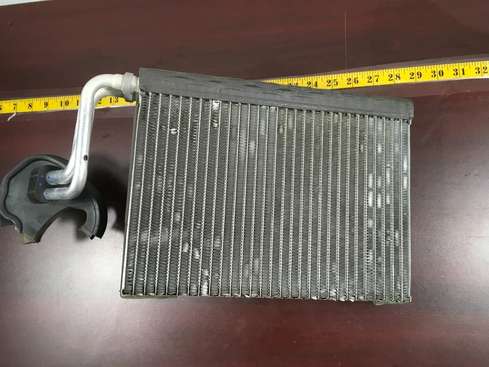 BMW 335i 2011-2013 aire acondicionado núcleo evaporador OEM. Foto 4 de 4