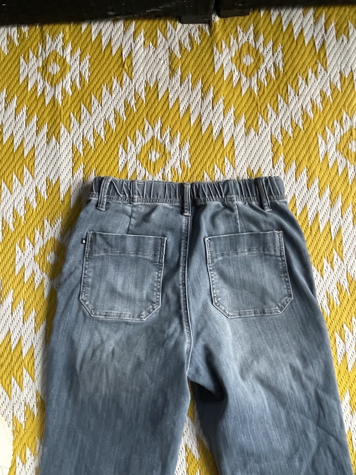 Picture 19 of 24