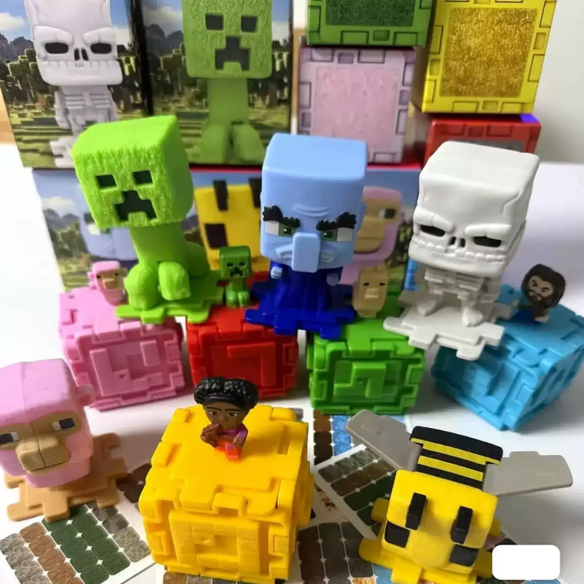Minecraft フィギュアセット　アメリカ限定　ハッピーミール 2025 A MINECRAFT MOVIE set of 12 McDONALD'S HAPPY MEAL MOVIE
