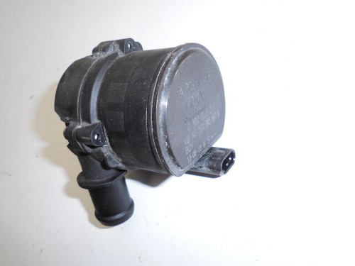 VW Golf 7 VII Wasserpumpe Kühlmittelpumpe Zusatzwasserpumpe 5G0965567A