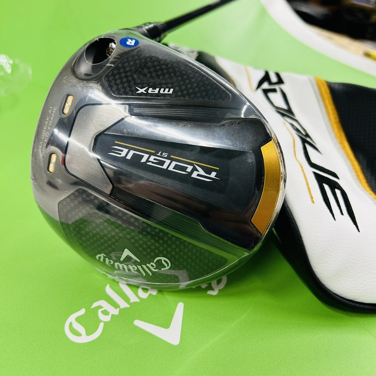 Callaway ROGUE ST MAX 10.5* Driver w/ TENSEI AV Blue 55g Flex R Shaft Right Hand Callaway ROGUE ST MAX 10.5* Driver w/ TENSEI AV Blue 55g Flex R Shaft Right Hand